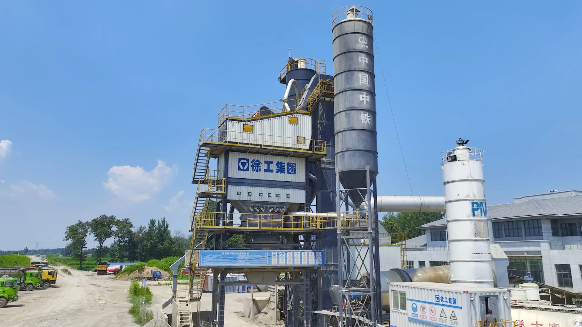 5000型！助力河南高速建設(shè)！