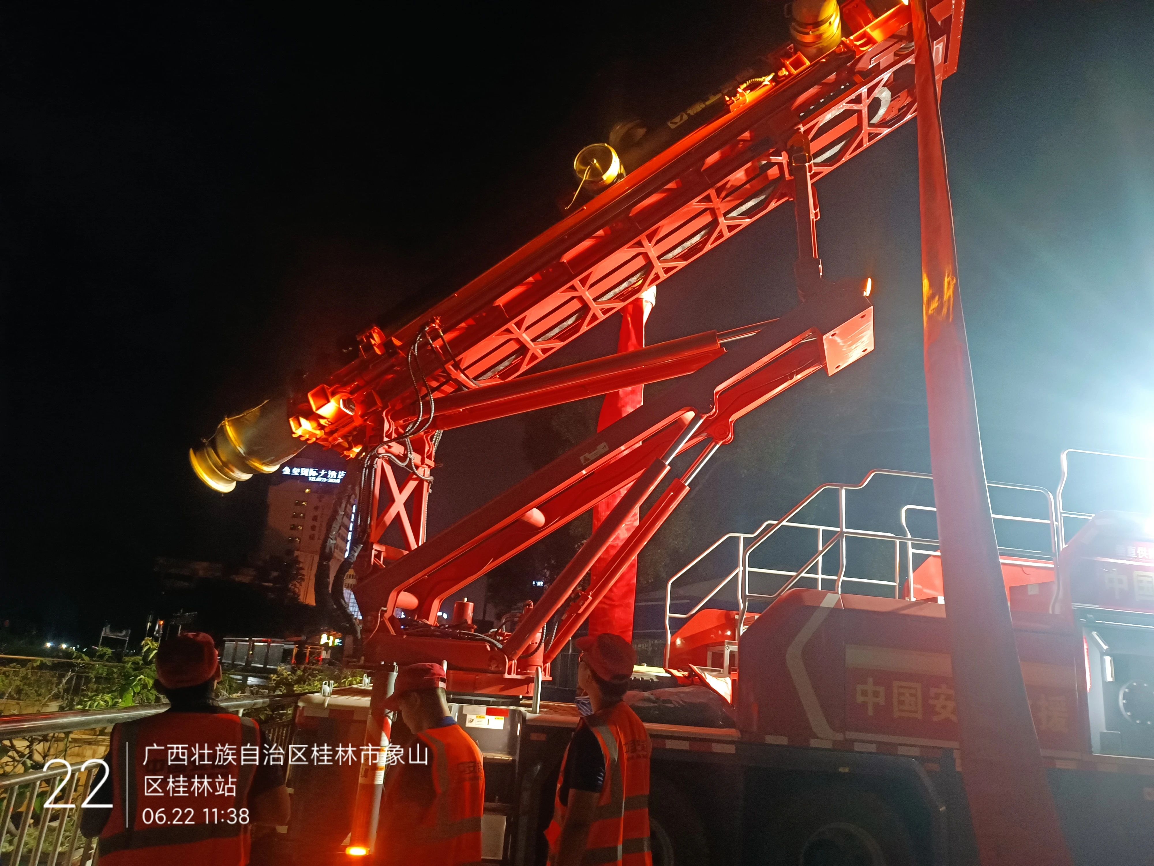 桂林洪水！徐工多臺排澇應(yīng)急裝備全力迎戰(zhàn)!