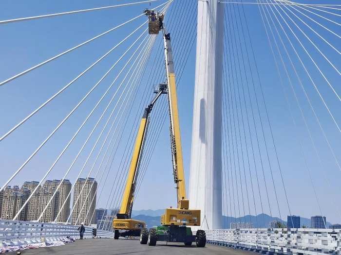 穩(wěn)如磐石！XGS70K毫米級守護博士大橋“生命線”！