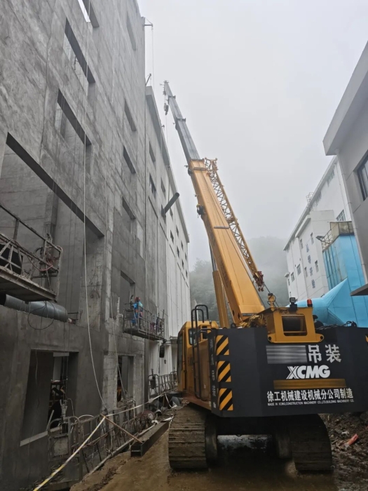 5米窄縫顯神威！請看XGTC30L5助力破解“灰塵圍城”！
