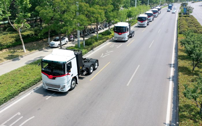 綠潮涌動、“碳”索未來！徐工新能源牽引車助力河南！